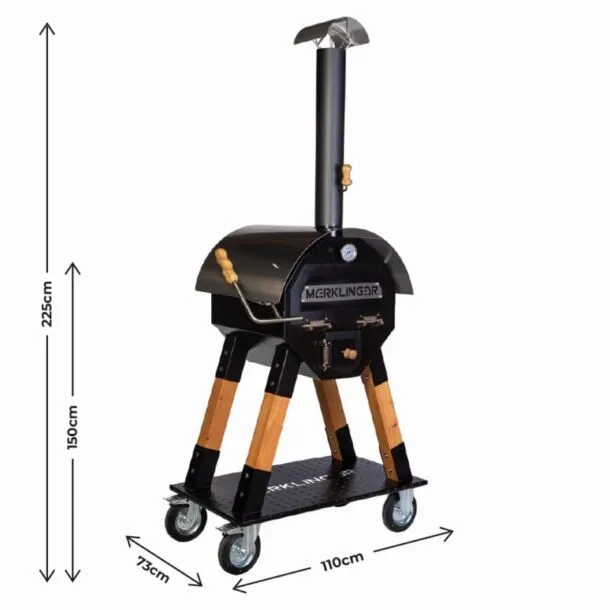Merklinger Outdoor 600 MERKLINGER Rundofen auf Rollen mit Maßangaben: Höhe 230 cm, Breite 118 cm, Tiefe 75 cm