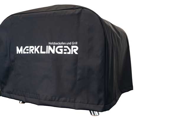 Wasserfeste MERKLINGER Abdeckhaube in Schwarz mit Logo zum Schutz von Holzbackofen und Grill.“