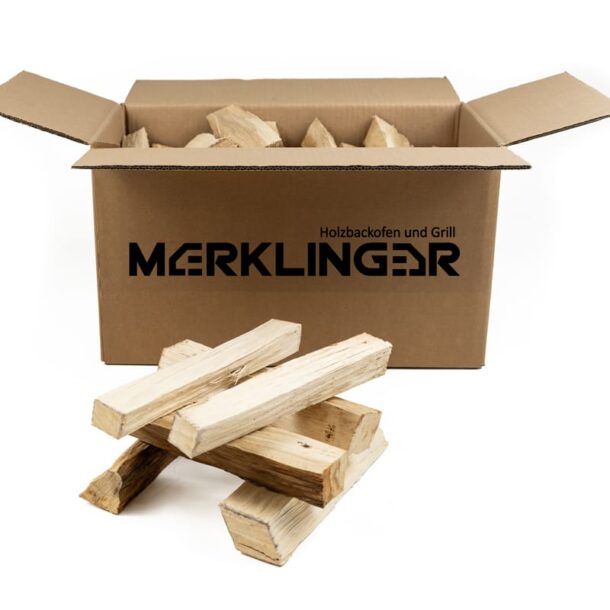 MERKLINGER Karton mit Anzündholz – praktische Box mit ofenfertigen Hartholz-Scheiten.“